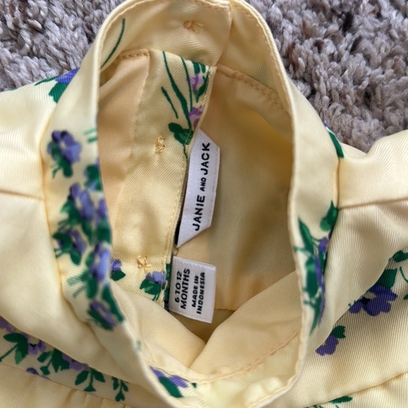 Janie and Jack Floral Flutter Sleeve top 6-12m - Picture 5 of 5